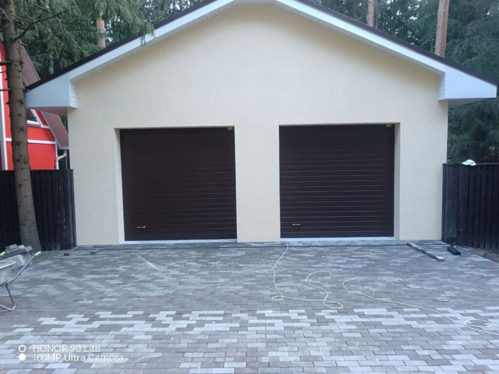Купить Секционные промышленные ворота Alutech 3000×3000