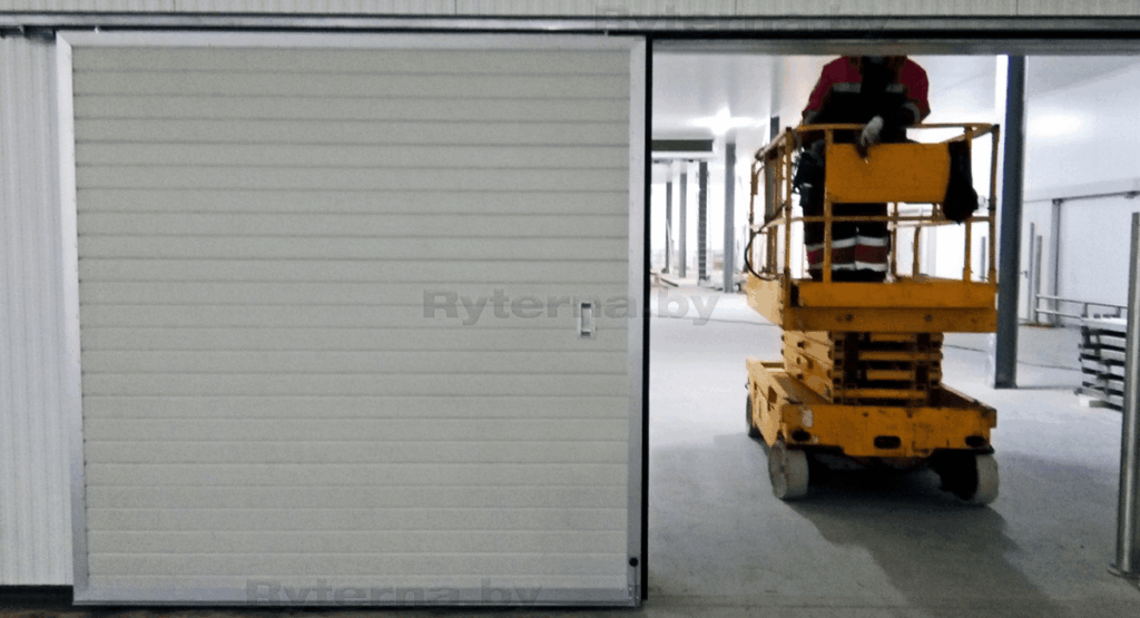 Купить Подвесные откатные промышленные ворота Ryterna 6000×4000 мм