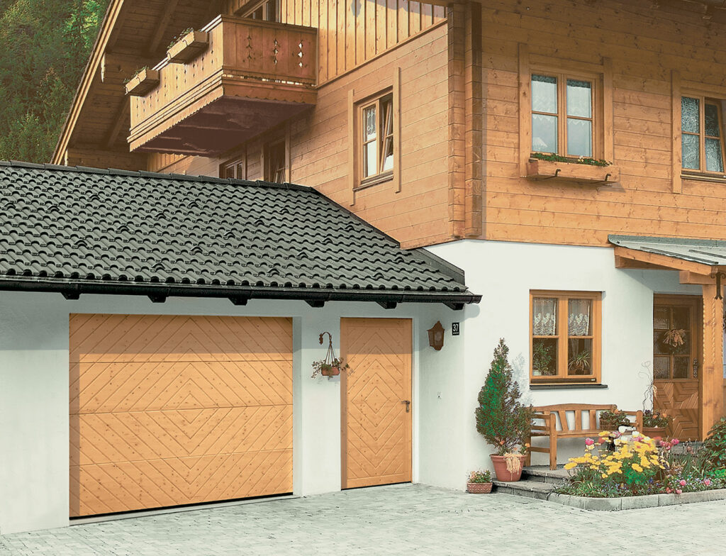 Купить Гаражные секционные ворота Hörmann 2250×2375 мм