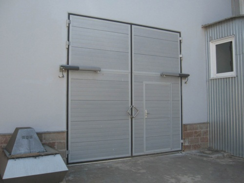 Купить Гаражные распашные ворота DoorHan SG-SS 4000×2750 мм