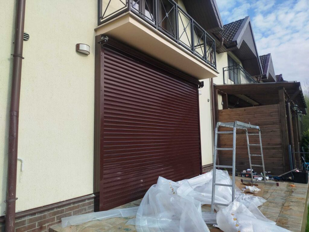 Купить Стальные рольставни DoorHan RHS52 3000×3000 мм